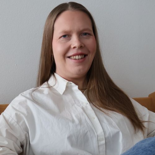 Profiilikuva: Annu Haapakoski