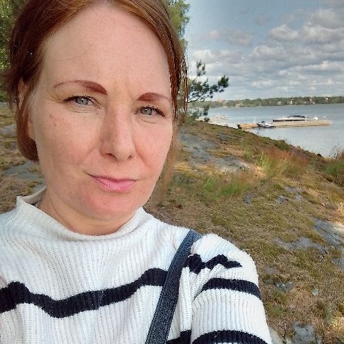 Profiilikuva: Mari Bergroth