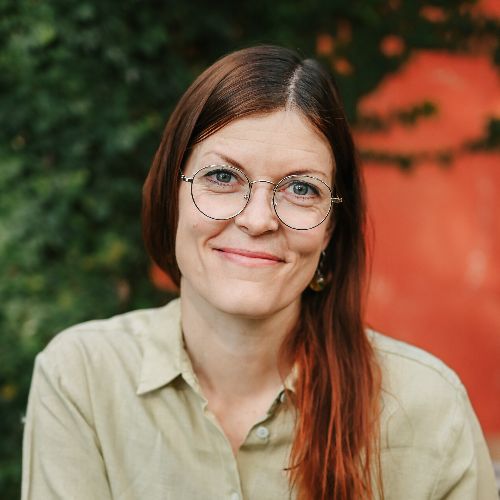 Profiilikuva: Maya Isosaari