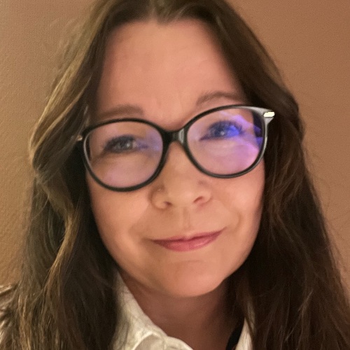 Profiilikuva: Anne Takamäki