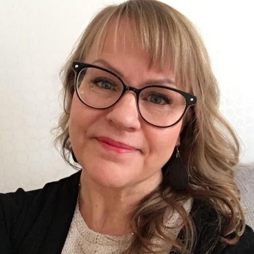 Profiilikuva: Tiina Elena Mäenpää